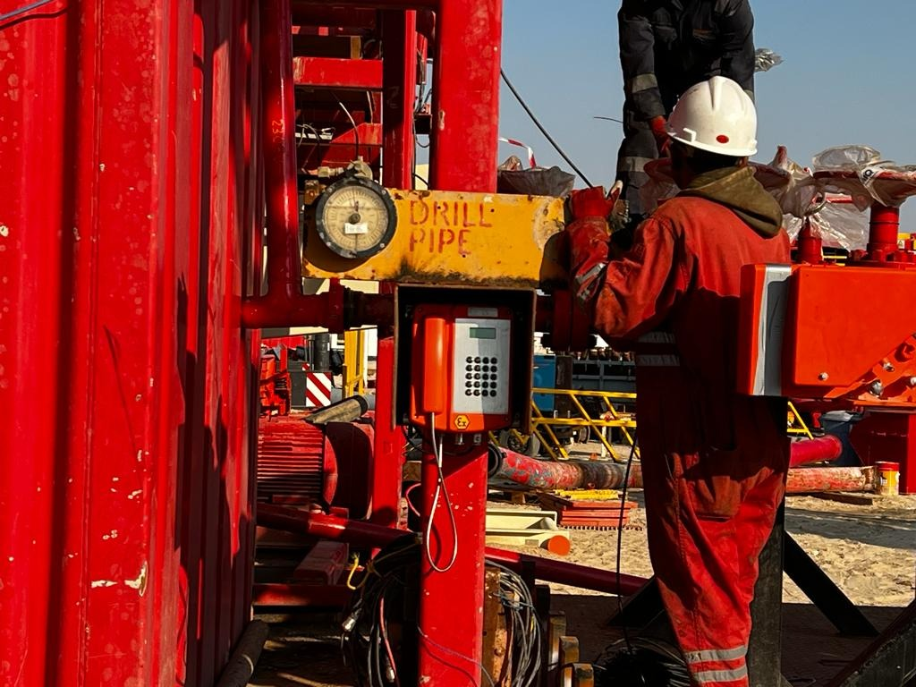 The J&R explosion-proof communication system of Dongfang Junke enables safe operations in Saudi oil and gas sites.